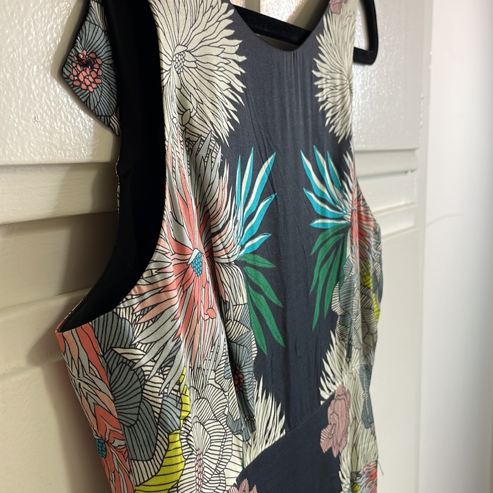 Floral open back Cory jumpsuit - Picture 2 of 3